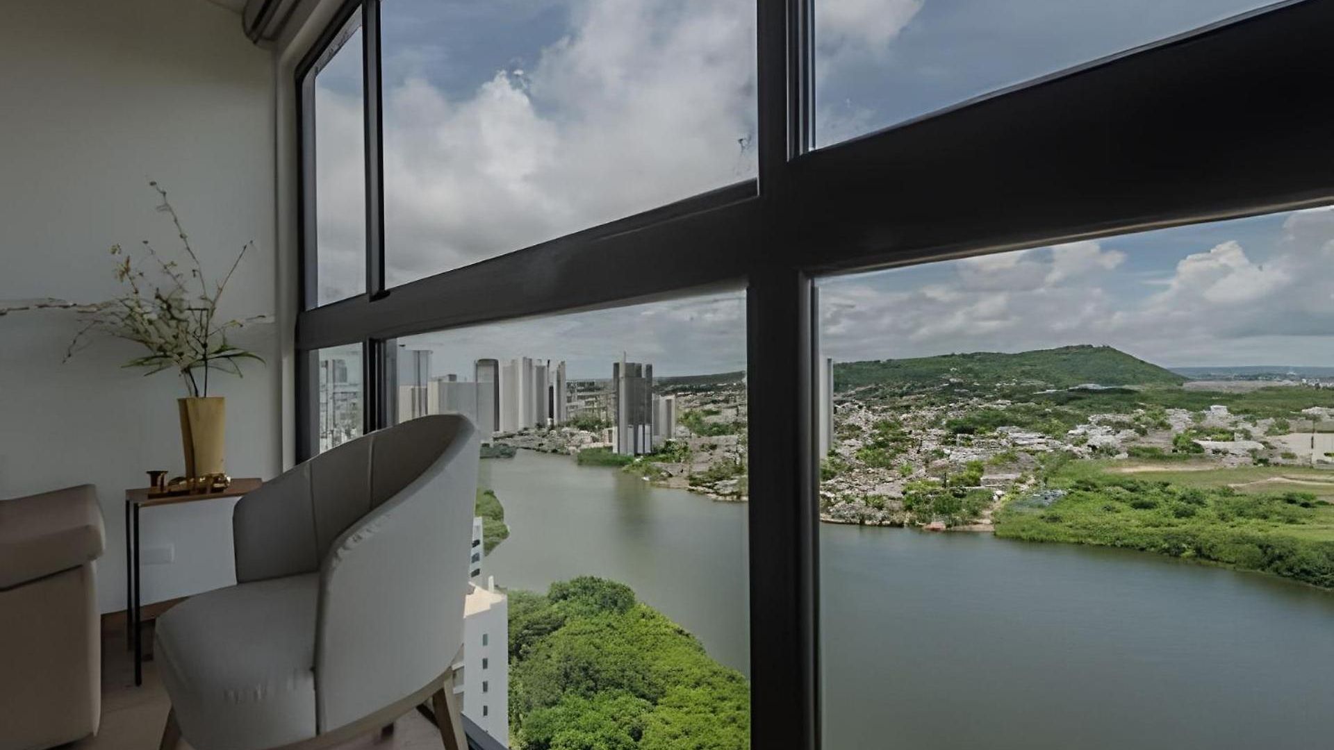 Awesome View Historic Center, Castle And Sea 2br Apartamento