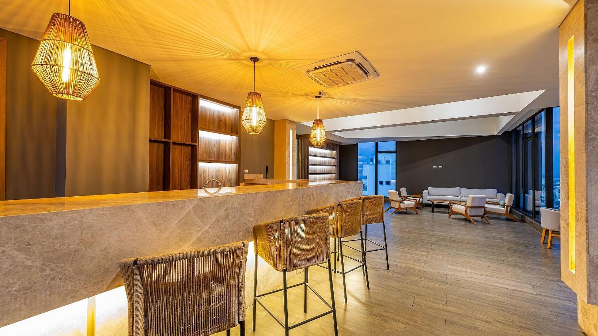 Apartamento Awesome View Historic Center, Castle And Sea 2br