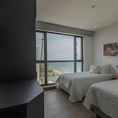 Awesome View Historic Center, Castle And Sea 2br *