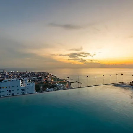 Awesome View Historic Center, Castle And Sea 2br